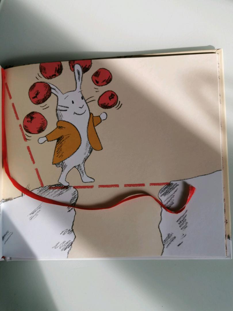 Иллюстрация 74 из 81 для За яблоками! Вкусное приключение кролика - Клаудиа Руэда | Лабиринт - книги. Источник: Лабиринт