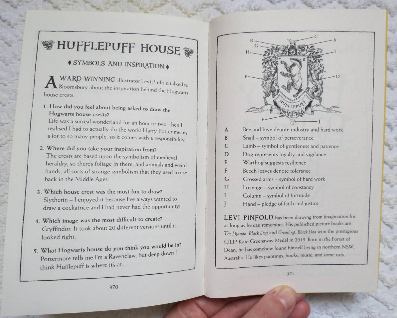 Иллюстрация 12 из 21 для Harry Potter and the Chamber of Secrets - Hufflepuff Edition - Joanne Rowling | Лабиринт - книги. Источник: Филолог в тельняшке
