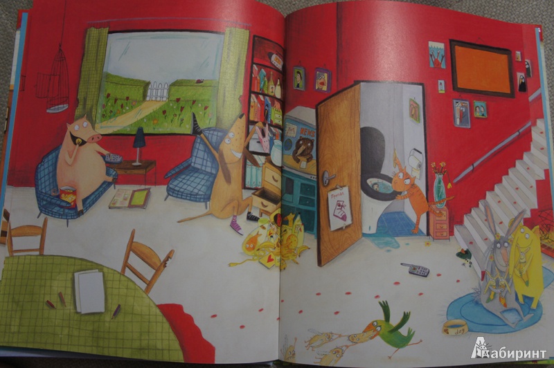 Иллюстрация 9 из 14 для Одни дома - Лус Рифаген | Лабиринт - книги. Источник: Ковалёва  Татьяна Сергеевна