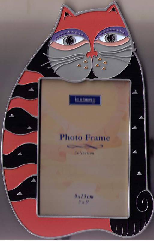 Иллюстрация 2 из 2 для Фоторамка JPF-K08B, металл, черный (Полосатый кот) | Лабиринт - сувениры. Источник: Минакова  Кристина