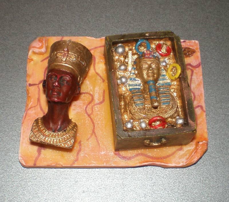 Иллюстрация 3 из 4 для Эпоха фараонов. Бюст Нефертити и маска фараона (807023) | Лабиринт - игрушки. Источник: Гостья