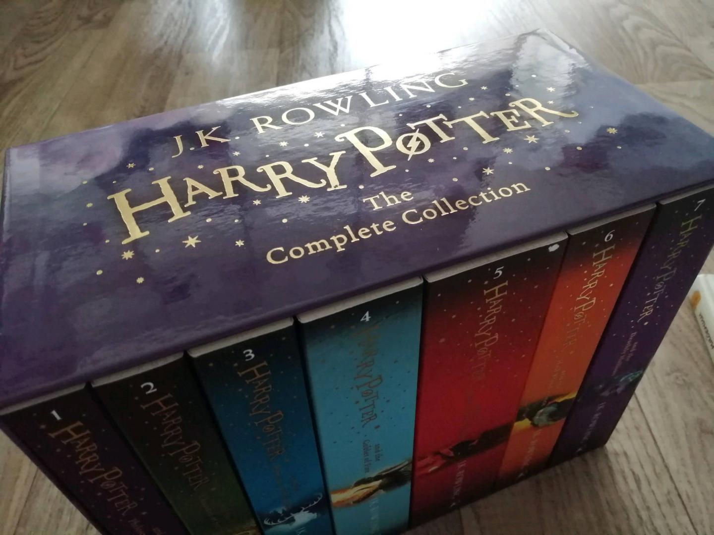 Иллюстрация 32 из 34 для Harry Potter Boxed Set. Complete Collection - Joanne Rowling | Лабиринт - книги. Источник: Лабиринт