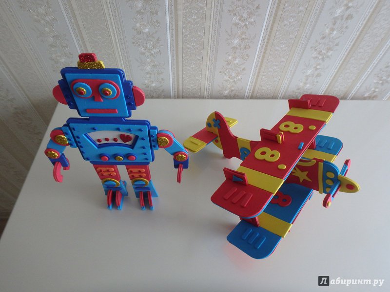 Иллюстрация 26 из 26 для Аппликация-конструктор 3D "Ретро-робот", 121 деталь (97007) | Лабиринт - игрушки. Источник: R.O.S.S.