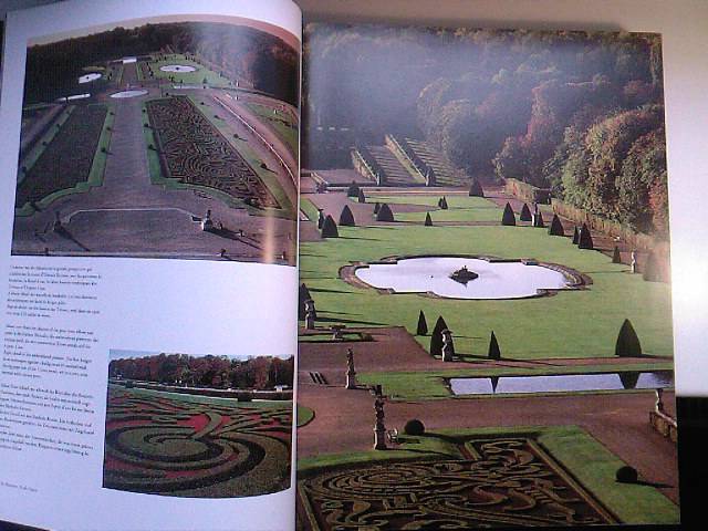 Иллюстрация 10 из 18 для Gardens in France - Marie-Francoise Valery | Лабиринт - книги. Источник: Турист