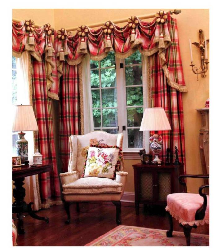 Иллюстрация 4 из 49 для Гардины, шторы и портьеры. Ткани в интерьере вашего дома - Брайан Коулмэн | Лабиринт - книги. Источник: Юта