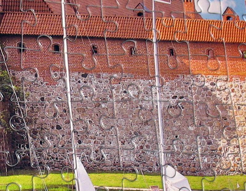 Иллюстрация 6 из 11 для Puzzle-1000 "Trakai Castle, Lithuania" (С-101306) | Лабиринт - игрушки. Источник: WhiteUnicorn