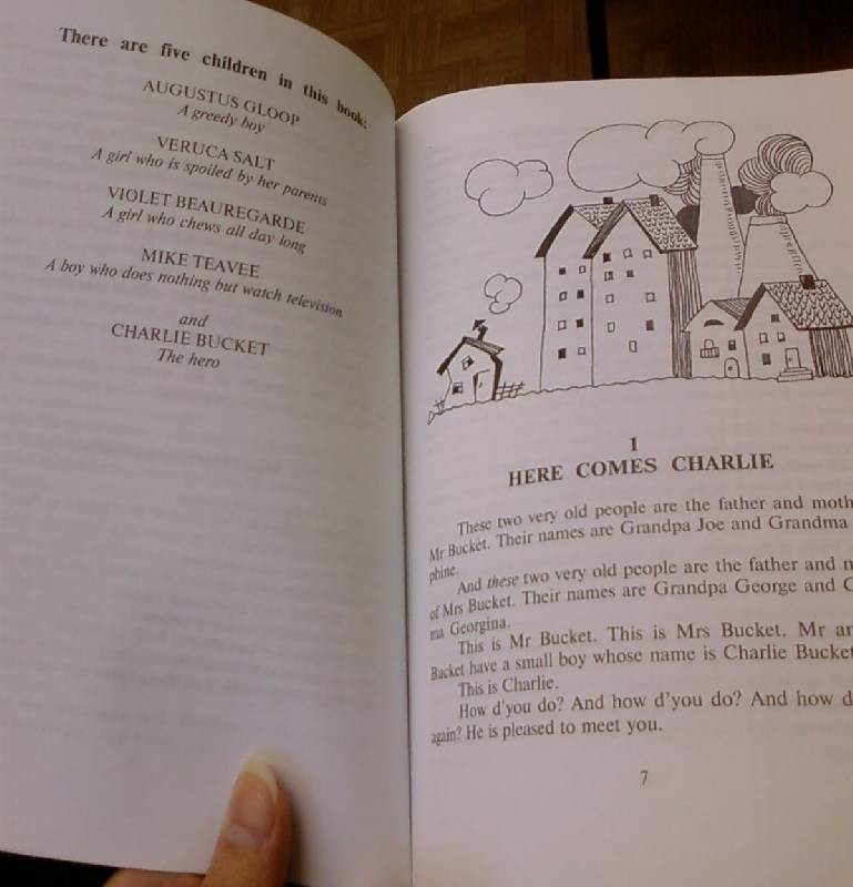 Иллюстрация 11 из 13 для Charlie and the Chocolate Factory - Роальд Даль | Лабиринт - книги. Источник: lettrice