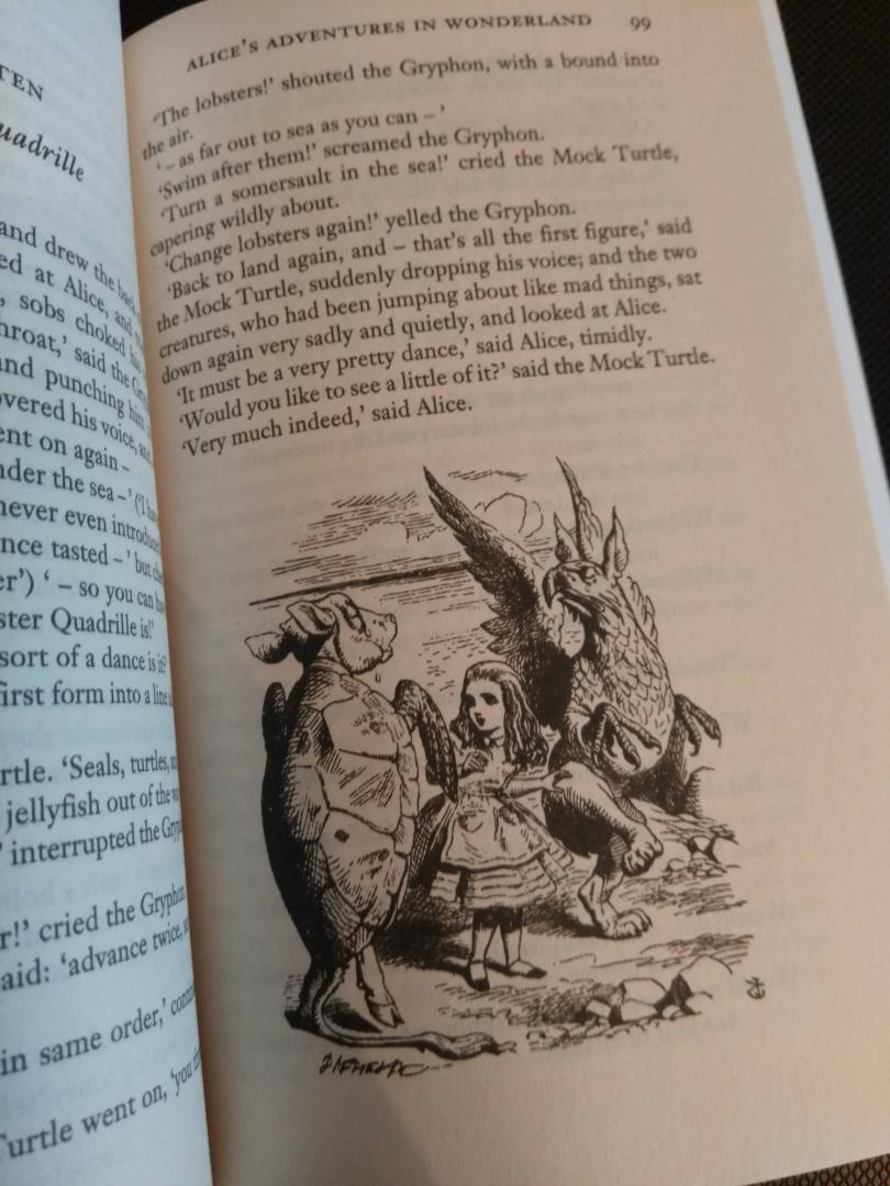 Иллюстрация 16 из 36 для Alices Adventures in Wonderland & Through the Looking-Glass - Lewis Carroll | Лабиринт - книги. Источник: Книголюб