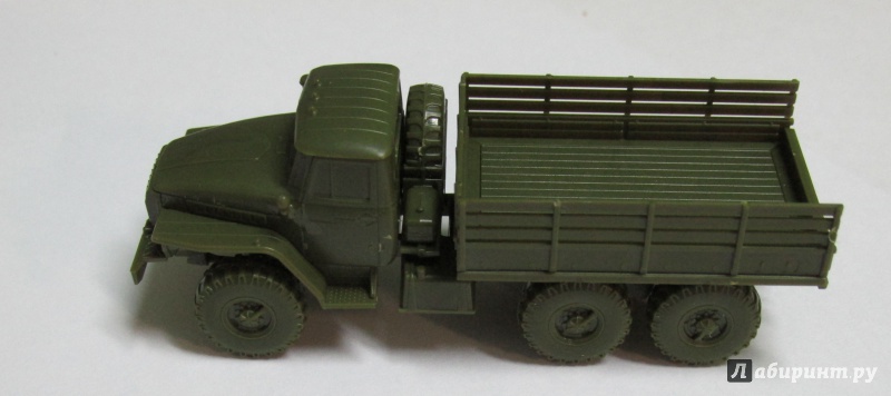 Иллюстрация 4 из 10 для Советский грузовик "Урал" 4320 (7417) | Лабиринт - игрушки. Источник: Спешилов  Илья