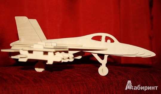 Иллюстрация 3 из 7 для Модель сборная деревянная Бомбардировщик F18 Хорнет | Лабиринт - игрушки. Источник: КНИЖНОЕ ДЕТСТВО