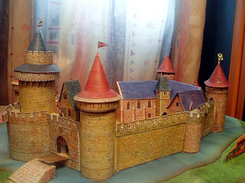 Иллюстрация 32 из 36 для Средневековый замок | Лабиринт - игрушки. Источник: Galia