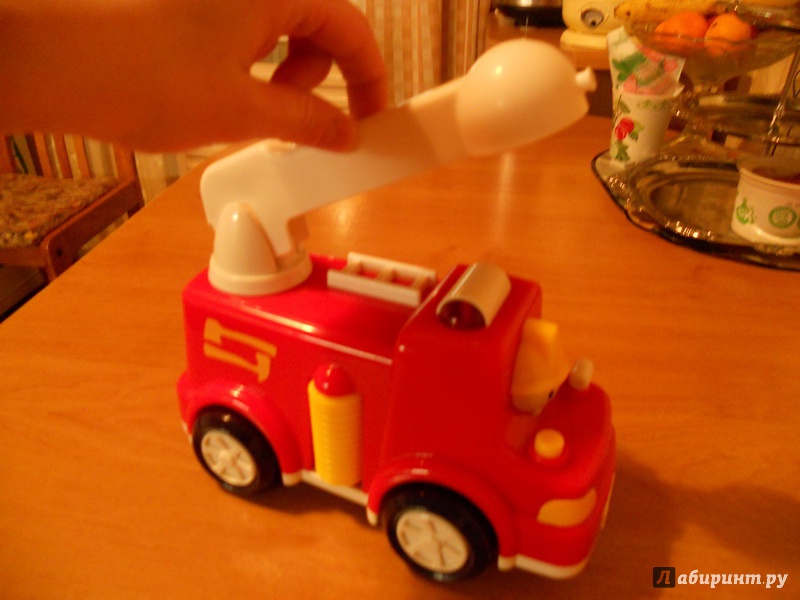 Иллюстрация 8 из 9 для Пожарная машина (23060) | Лабиринт - игрушки. Источник: alla_nov
