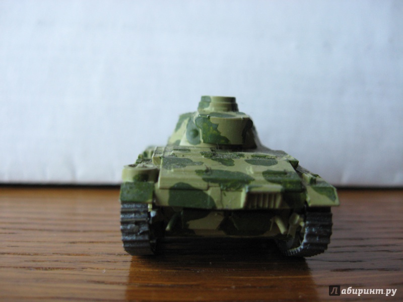 Иллюстрация 12 из 13 для Немецкий огнеметный танк PZ.KPFW.III (6162) | Лабиринт - игрушки. Источник: Лабиринт