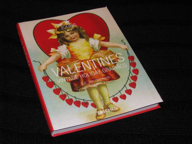 Иллюстрация 20 из 33 для Valentines: Vintage Holiday Graphics - Steven Heller | Лабиринт - книги. Источник: Nemertona