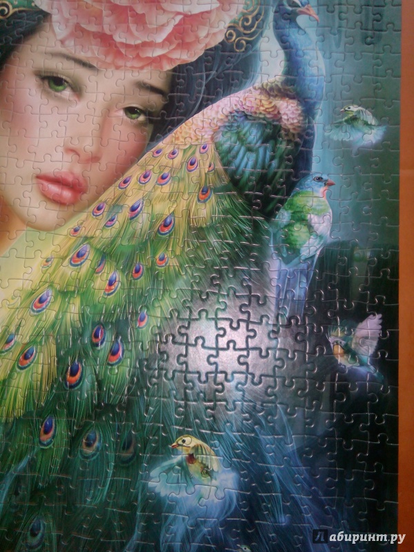 Иллюстрация 27 из 28 для Puzzle-1000 "Дама с павлином" (C-103195) | Лабиринт - игрушки. Источник: Лабиринт