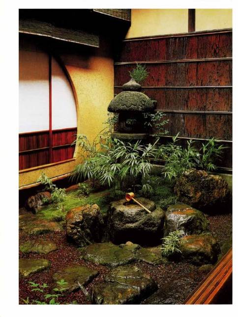Иллюстрация 2 из 36 для Japanese Gardens - Gunter Nitschke | Лабиринт - книги. Источник: enotniydrug
