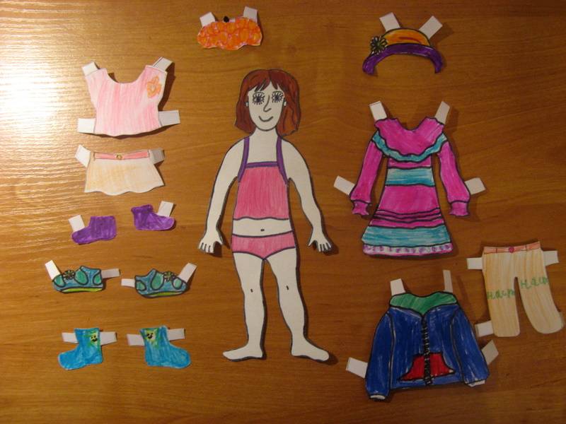 Иллюстрация 10 из 11 для Трафареты пластиковые. Наряди девочку | Лабиринт - игрушки. Источник: NataliOk