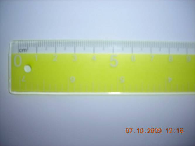 Иллюстрация 2 из 2 для Линейка 18 см, цветная флуоресцентная (HPL-06A04) | Лабиринт - канцтовы. Источник: Плахова  Татьяна