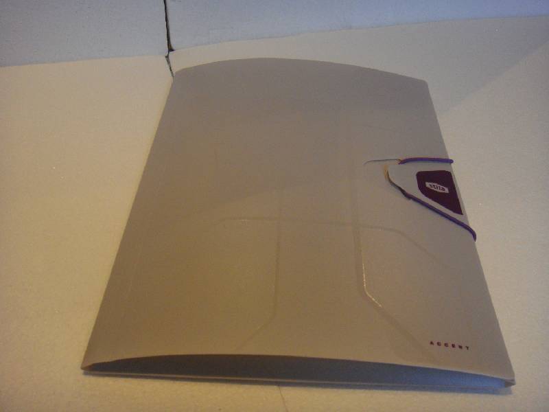 Иллюстрация 2 из 4 для Папка на резинке А4, фиолетовая резинка (80383) | Лабиринт - канцтовы. Источник: Eligo